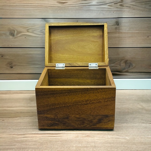 Acacia Recipe Box With Hinged Lid By  1canoe2 - Includes 20 4” X 6” Cards - NWOB - Picture 2 of 6